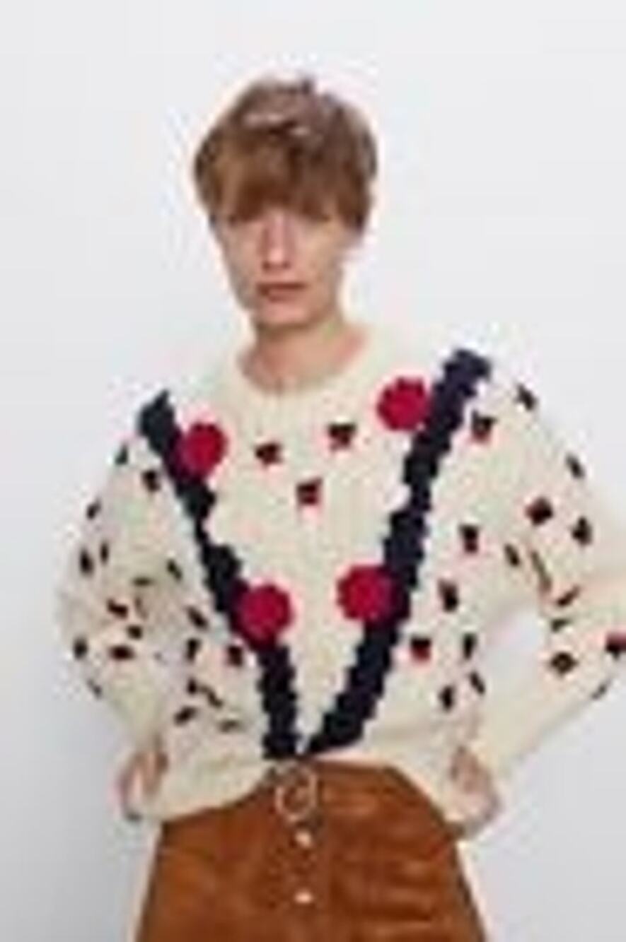 Zara Ecru Wool Blend  Floral Crocheted Sweater size Small NWOT